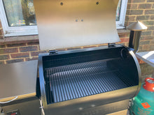 Load image into Gallery viewer, Moose Electric Wood Pellet Grill + Smoker Barbecue
